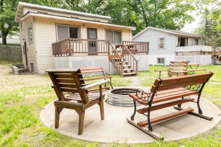 peaceful-acres-cottage-15-exterior-optimized